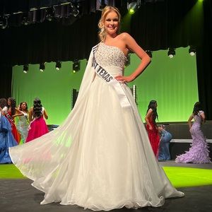 Ashley Lauren #11127 Size 00